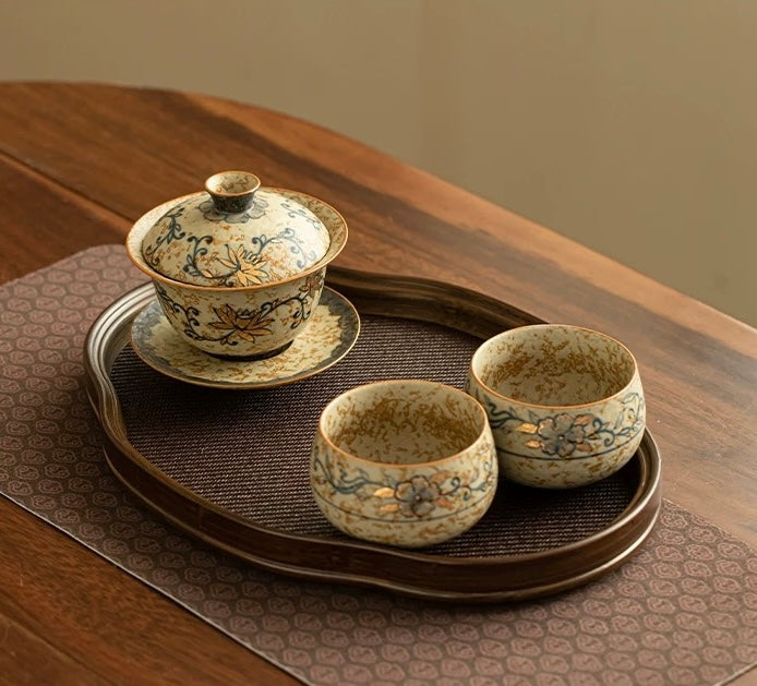 Hand-Painted Blue & White Intertwining Lotus Flint-Red Sancai Gaiwan