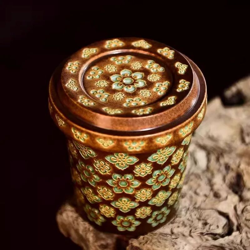 Handmade Tang Baoxiang Lidded Cup – Large Capacity Milk Tea & Office Mug