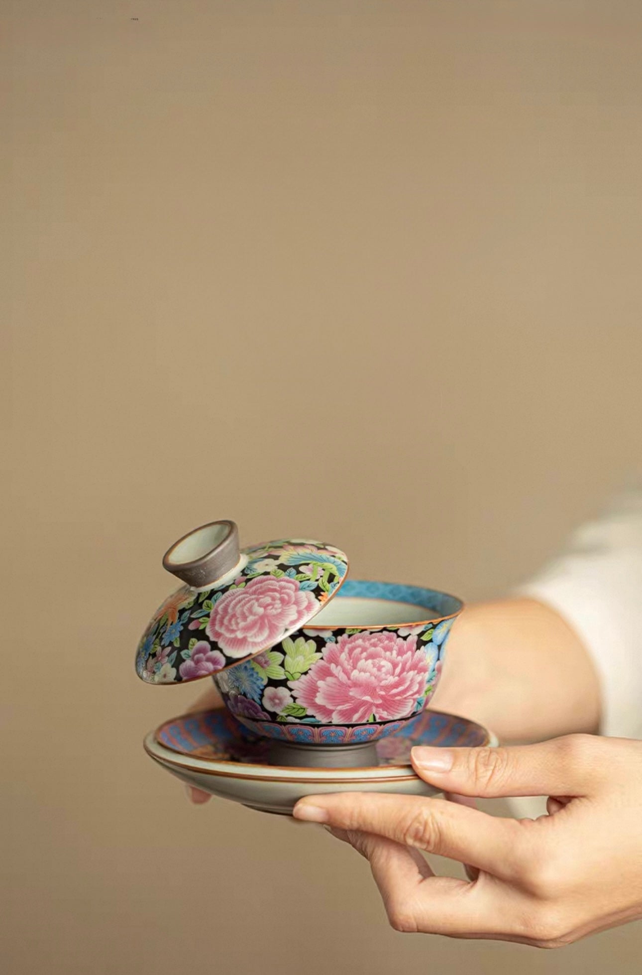 Imitation Song Ru Ware Blooming Prosperity Yuanbao Sancai Floating Gaiwan