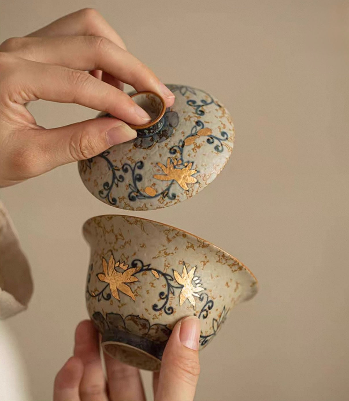 Hand-Painted Blue & White Intertwining Lotus Flint-Red Sancai Gaiwan