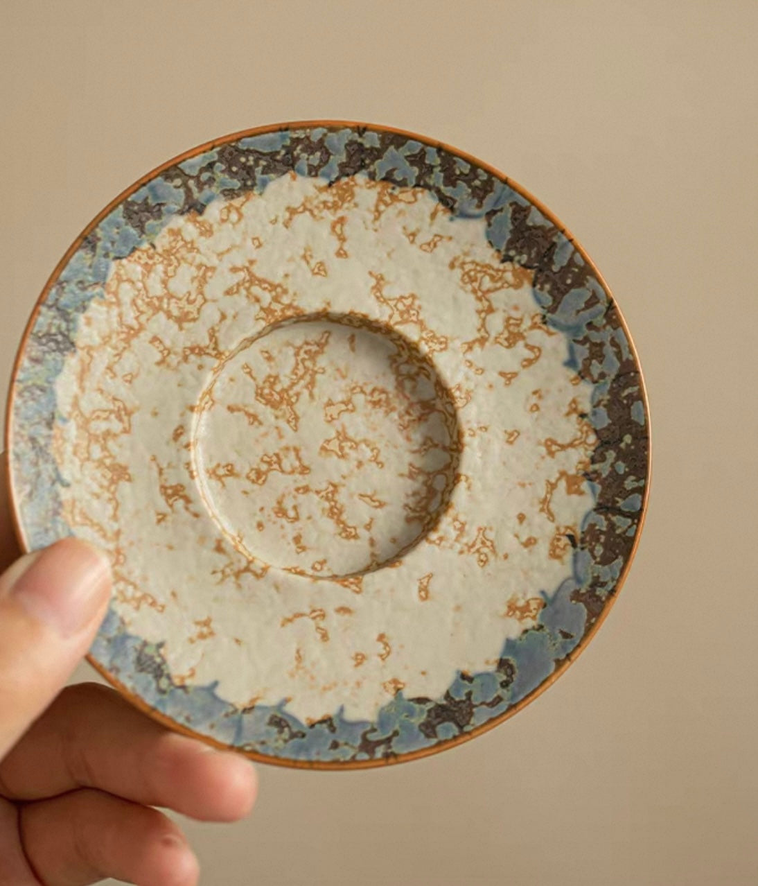Hand-Painted Blue & White Intertwining Lotus Flint-Red Sancai Gaiwan