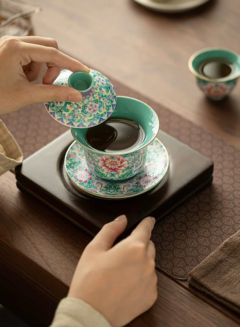 Turquoise Green Enamel Intertwining Lotus Floating Sancai Gaiwan