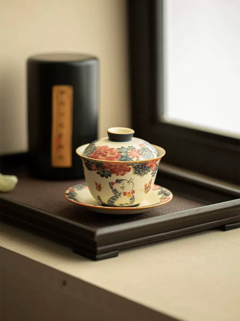 Hand-Painted Cats in the Garden Sancai Gaiwan