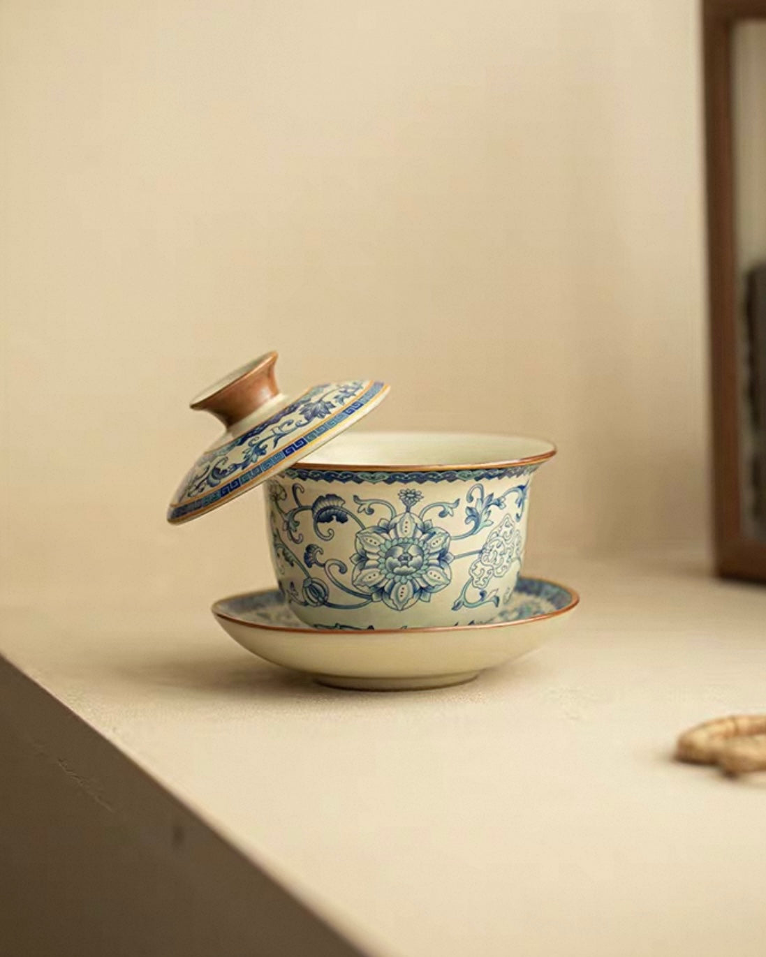 Imitation Song Yellow Ru Ware Intertwining Lotus Floating Gaiwan