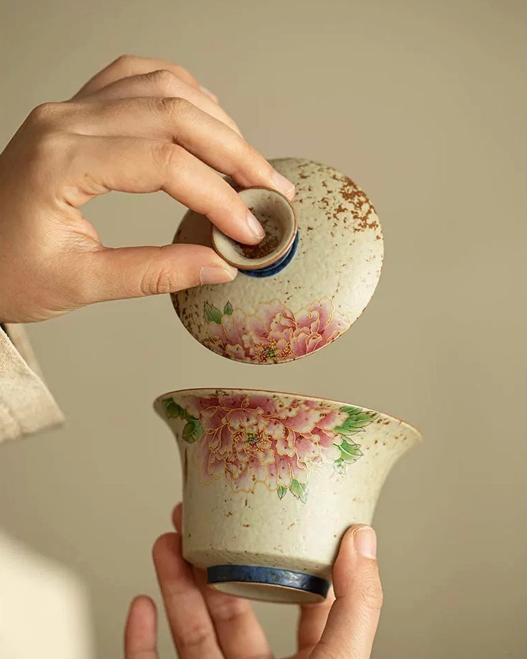Golden Thread Peony Flint-Red Sancai Gaiwan