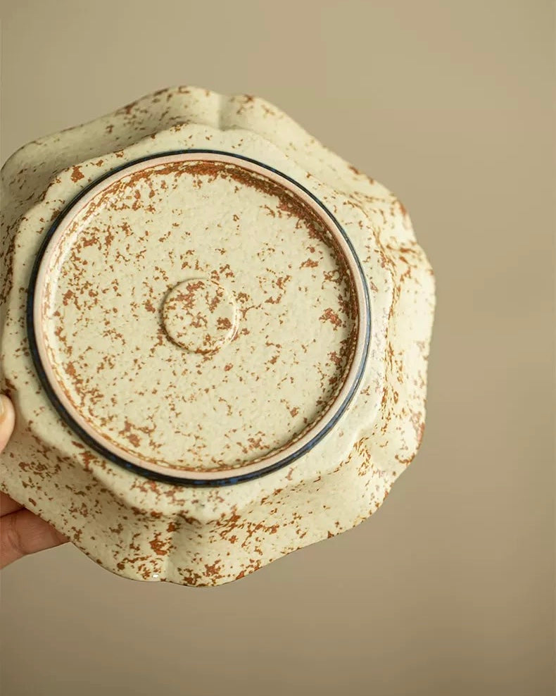 Golden Thread Peony Flint-Red Sancai Gaiwan