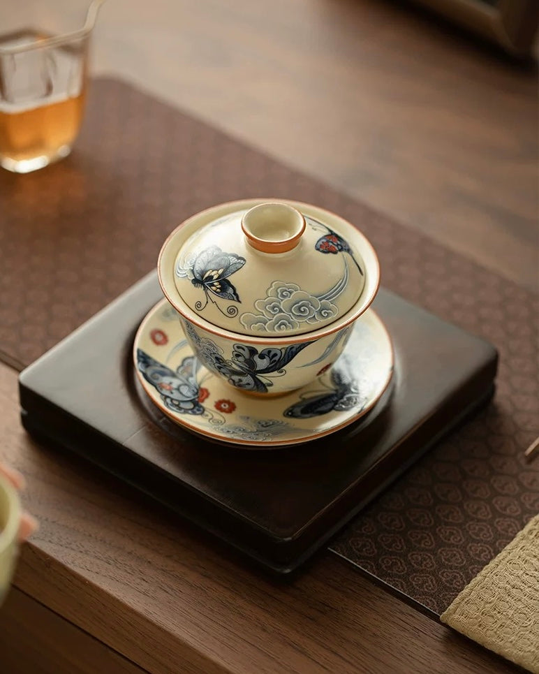 Ru Ware Auspicious Clouds & Dancing Butterflies Floating Gaiwan