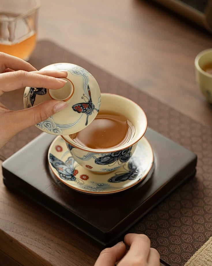 Ru Ware Auspicious Clouds & Dancing Butterflies Floating Gaiwan