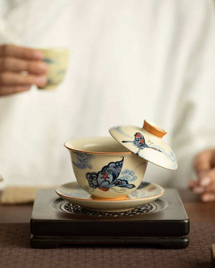 Ru Ware Auspicious Clouds & Dancing Butterflies Floating Gaiwan