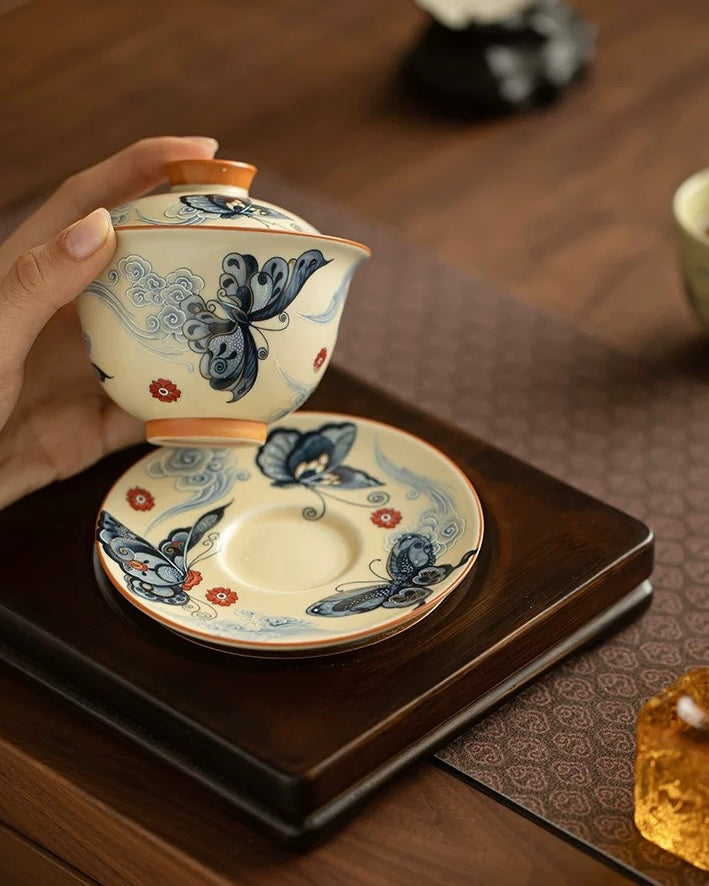 Ru Ware Auspicious Clouds & Dancing Butterflies Floating Gaiwan