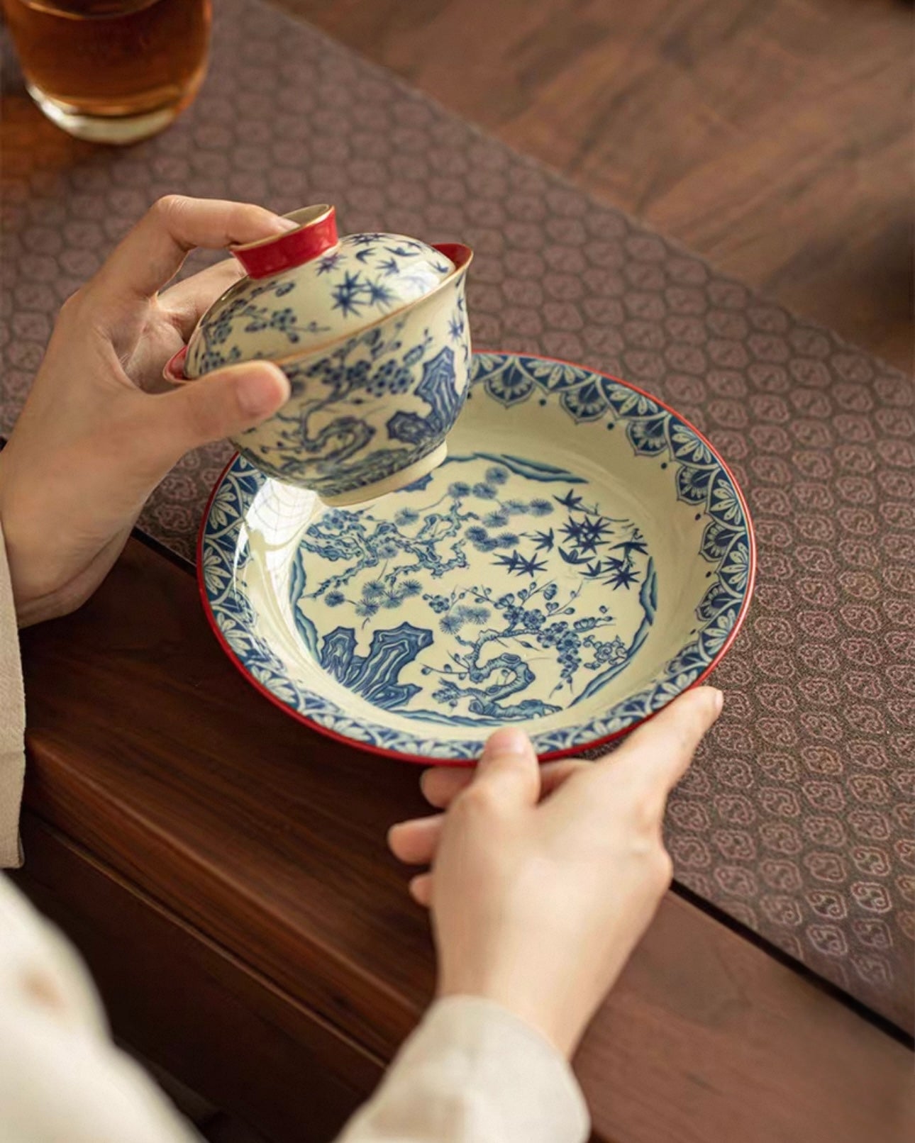 Palace Wall Red Three Friends of Winter Sancai Gaiwan