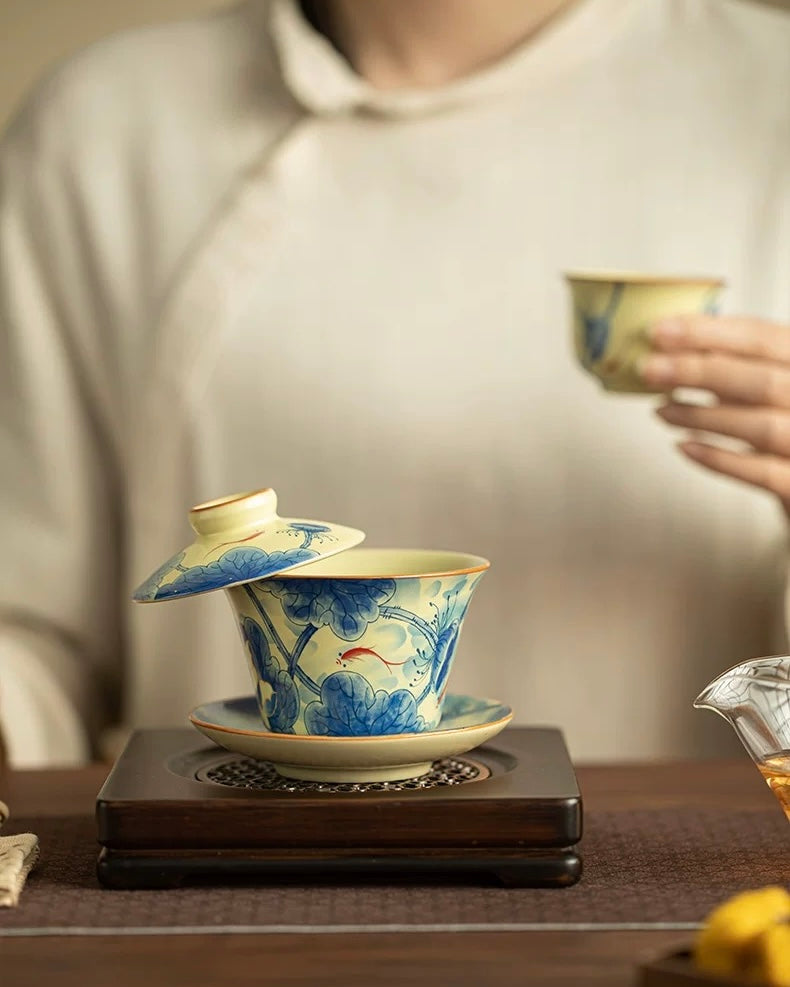 Ru Ware Fish Playing in the Lotus Pond Floating Sancai Gaiwan
