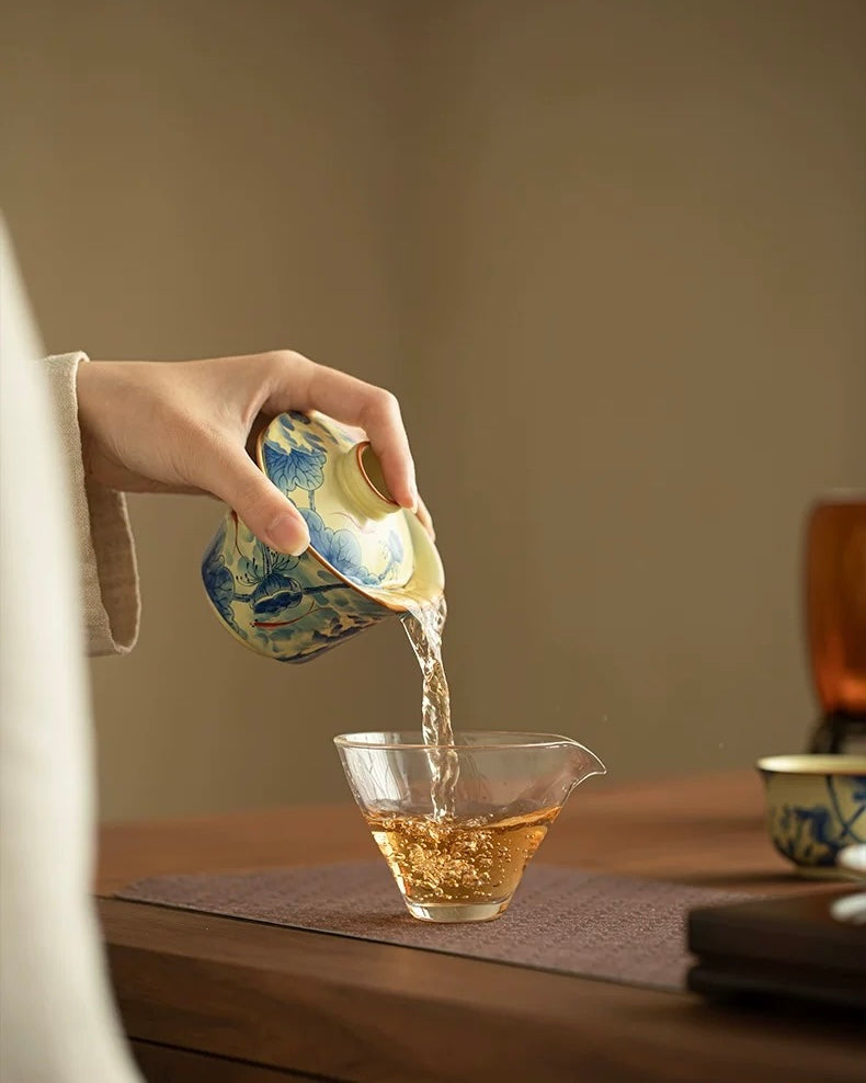 Ru Ware Fish Playing in the Lotus Pond Floating Sancai Gaiwan