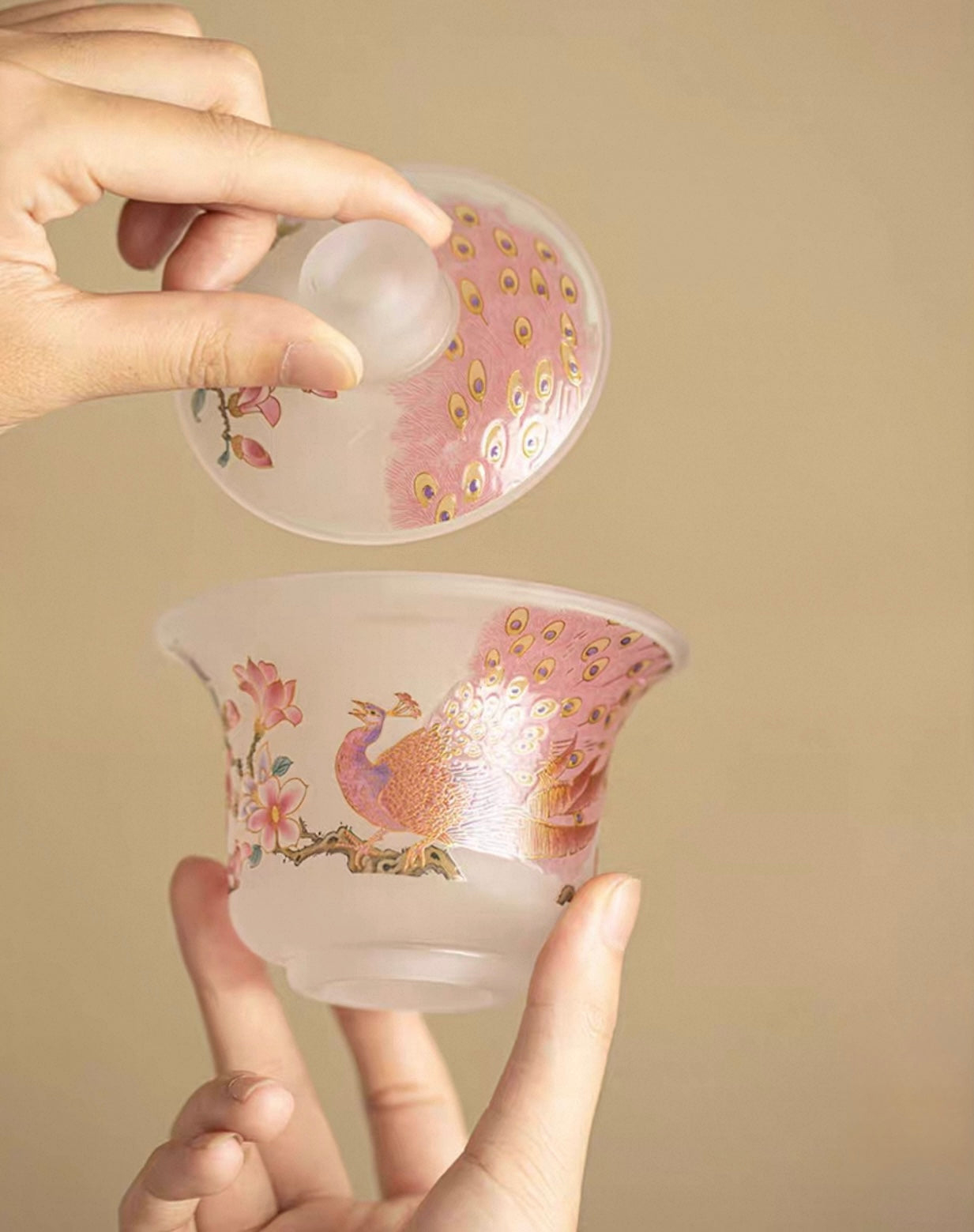 Pink Frosted Luminous Peacock Glass Sancai Gaiwan