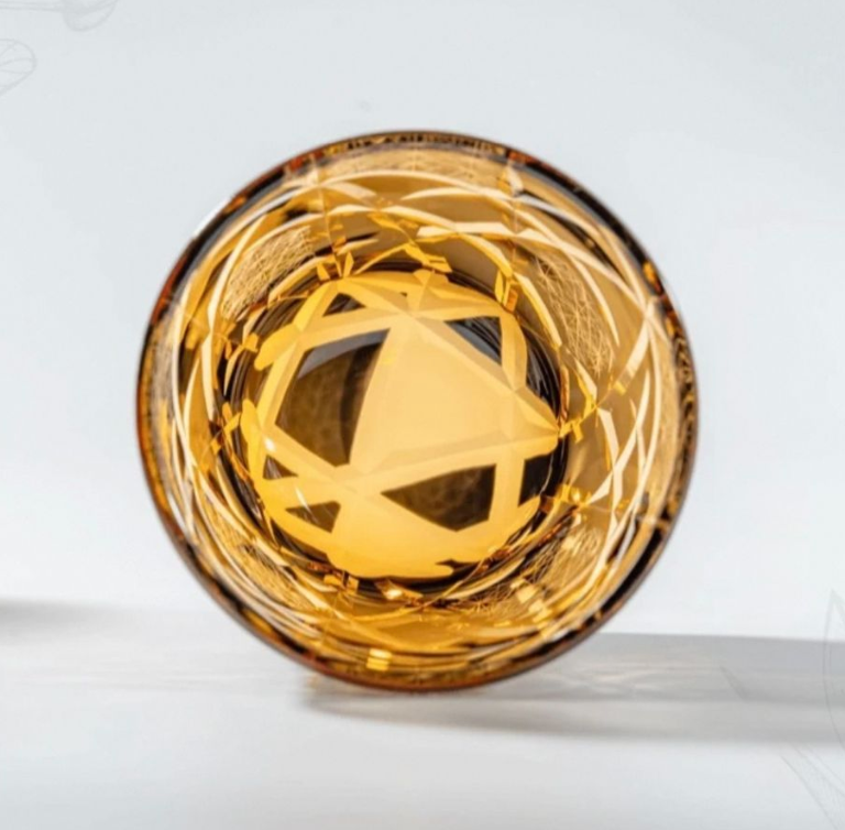 Exquisite Handmade Edo Kiriko Twilight of the Gods Amber Crystal Tumbler
