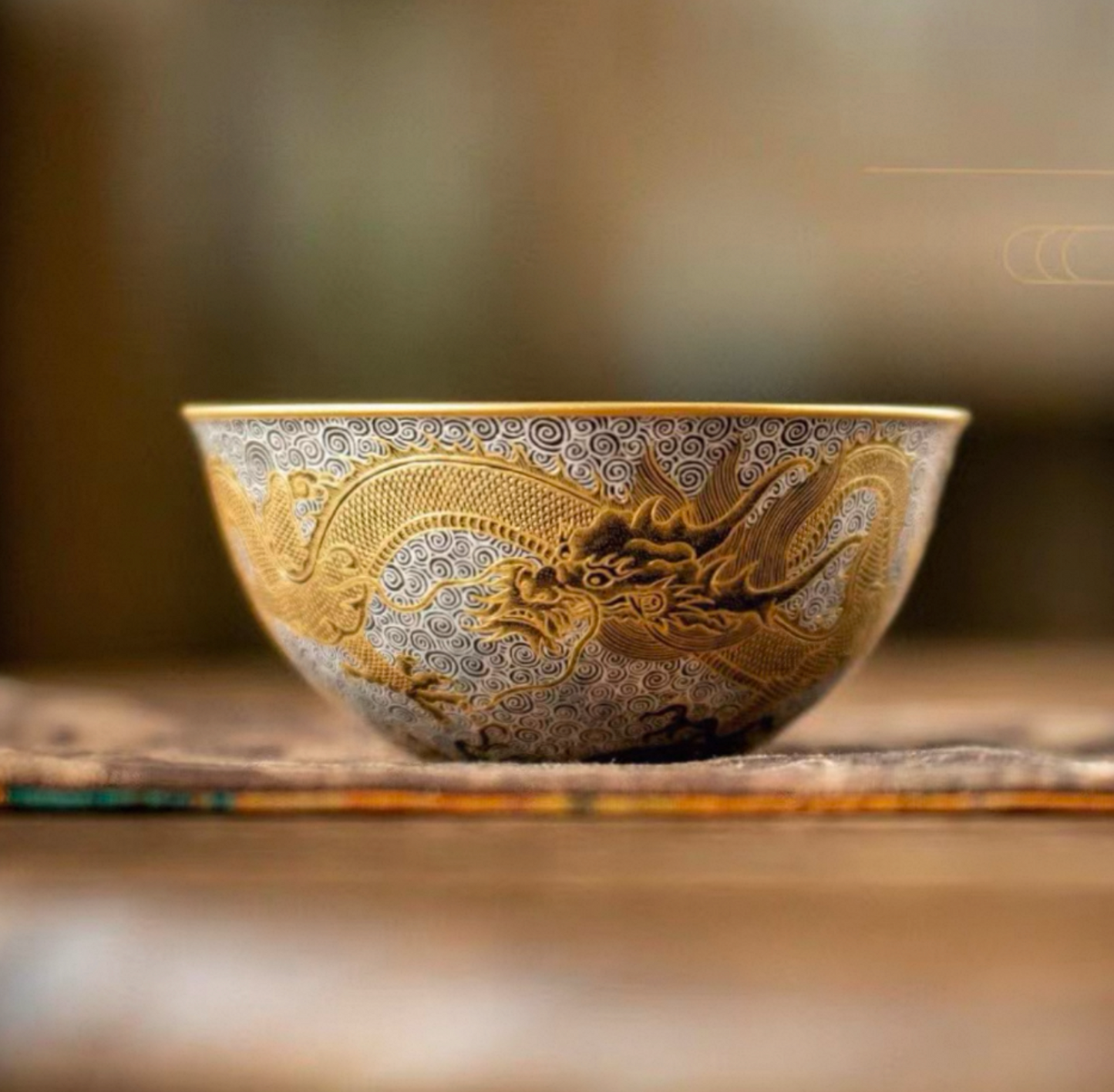 [Heirloom Collections] Tang Dynasty Inspired: Dunhuang Dragon Falangcai Palm Cup – Exquisitely Handcrafted with Gold & Silver Embellishments