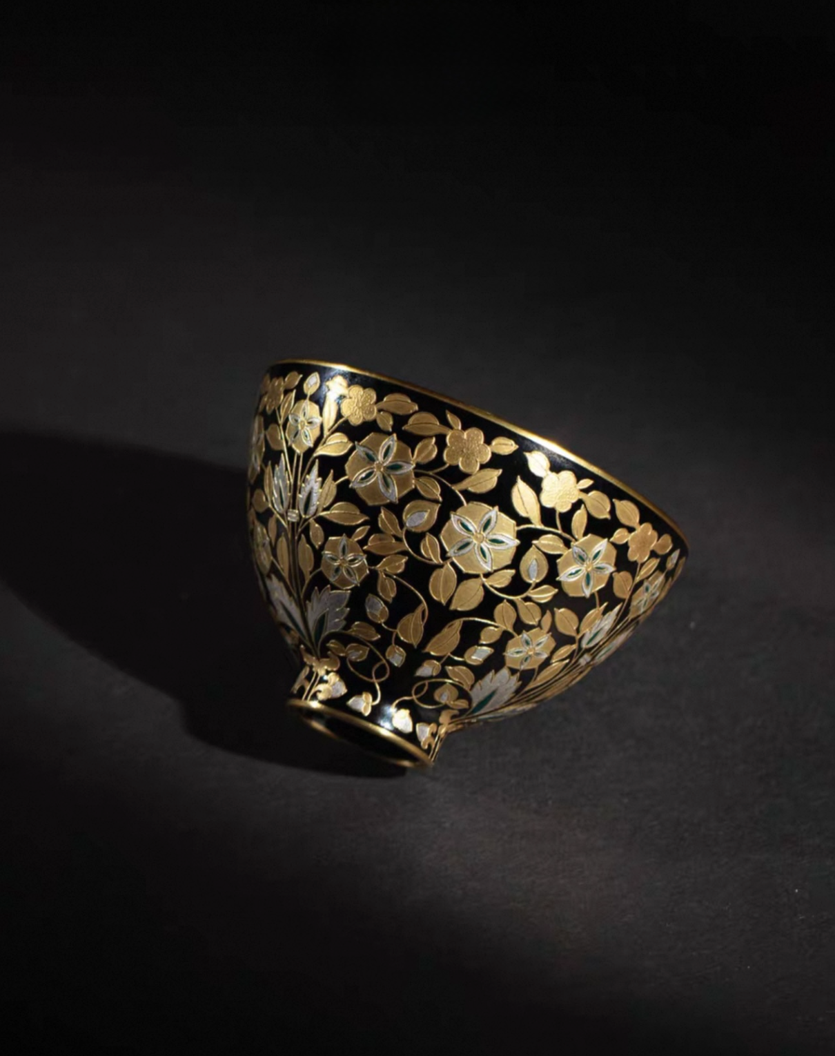 [Heirloom Collections] Imperial Grandeur: Flourishing Branches Porcelain Teacup – Masterfully Adorned with Falangcai Enamel. Gold. and Silver from Jingdezhen