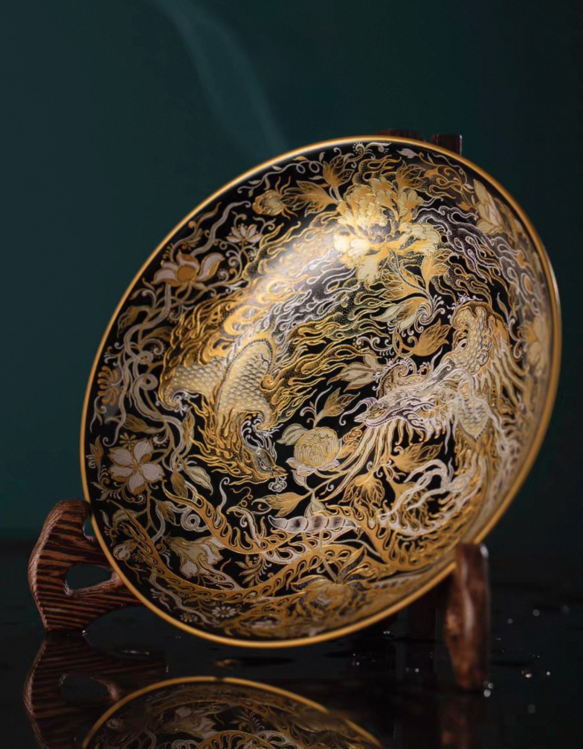 [Heirloom Collections] Imperial Artistry: Dancing Phoenix & Flying Dragon Teapot Stand – Tang Dynasty Inspired Falangcai with Gold & Silver from Jingdezhen