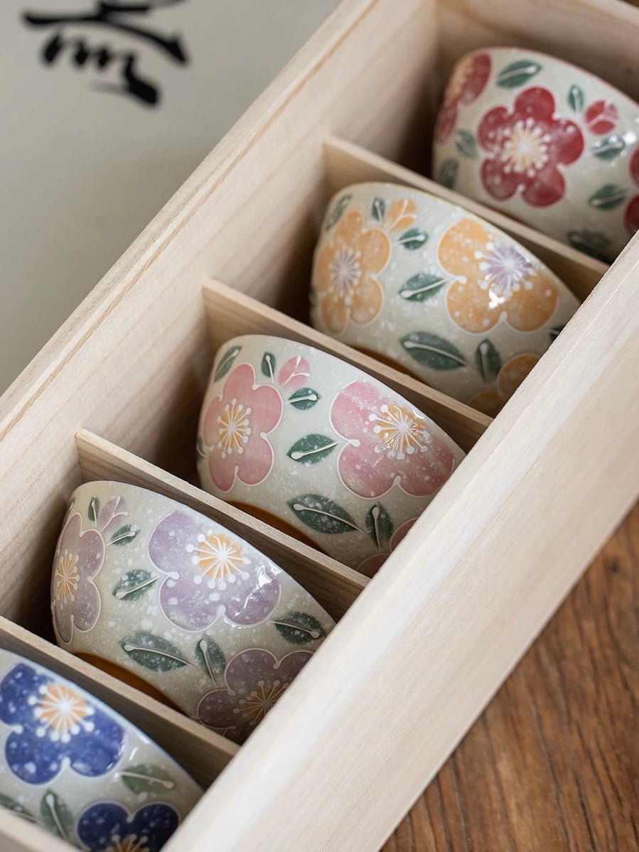 Japanese Mino-Ware Sakura Ceramic Bowl Set | 5-Piece Gift Collection