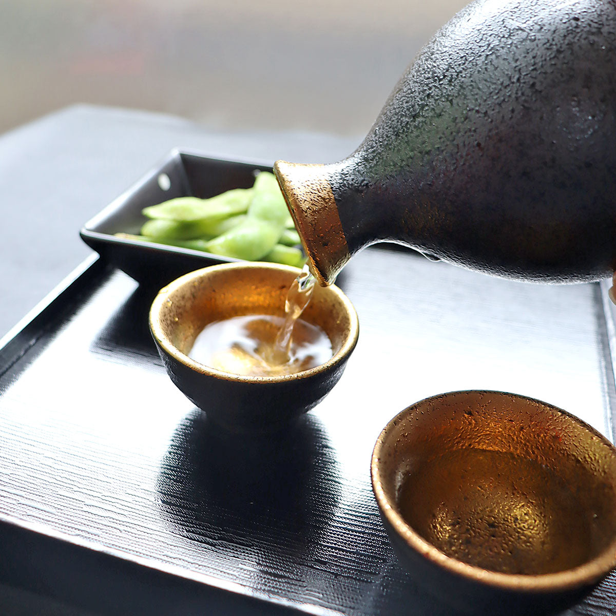 Jinpo Handcrafted Kinsai Gold Leaf Ochoko Sake Set with Wooden Gift Box