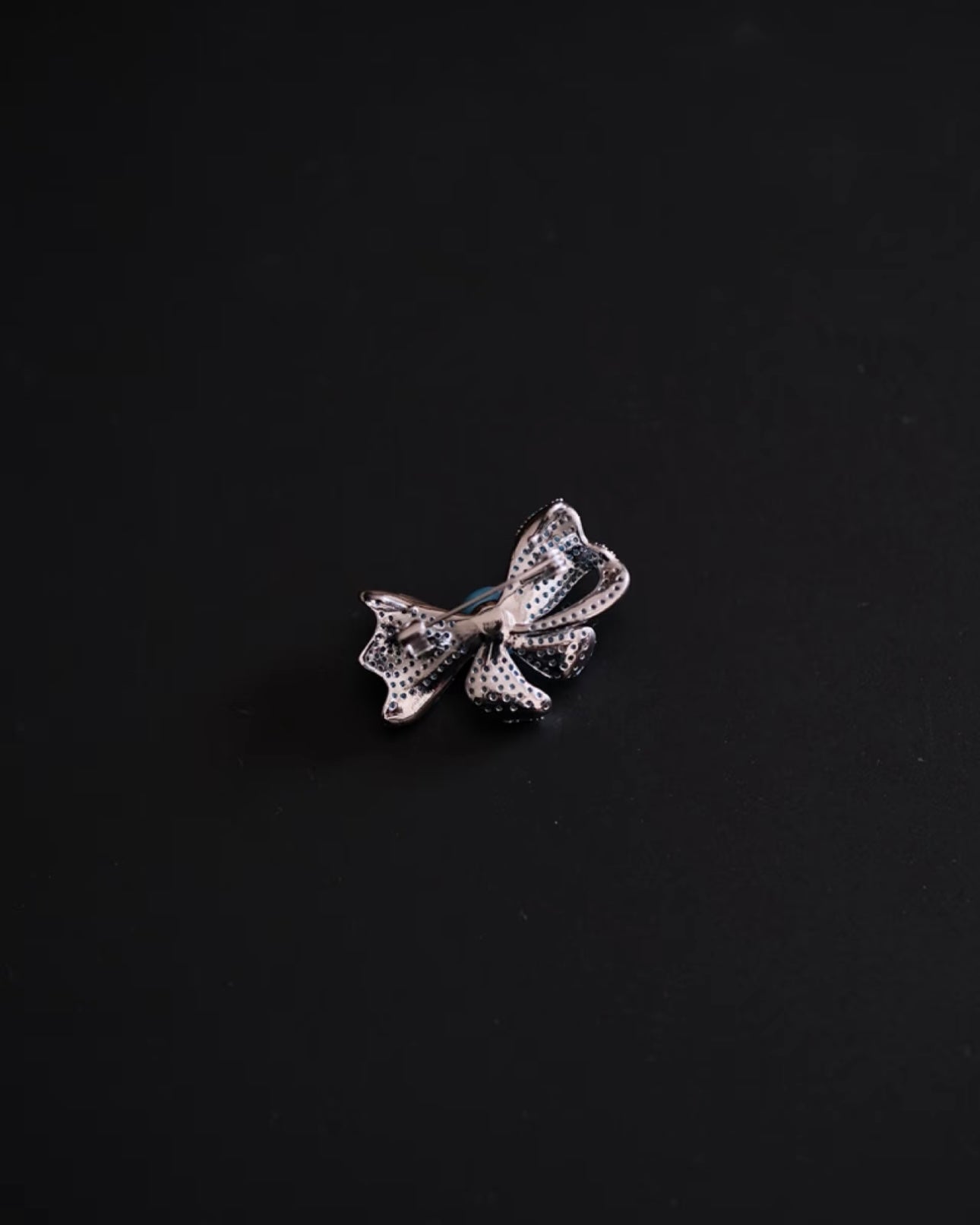 10mm High-Porcelain Blue Turquoise Royal Bow Brooch | Ultra-Heavywork Pavé