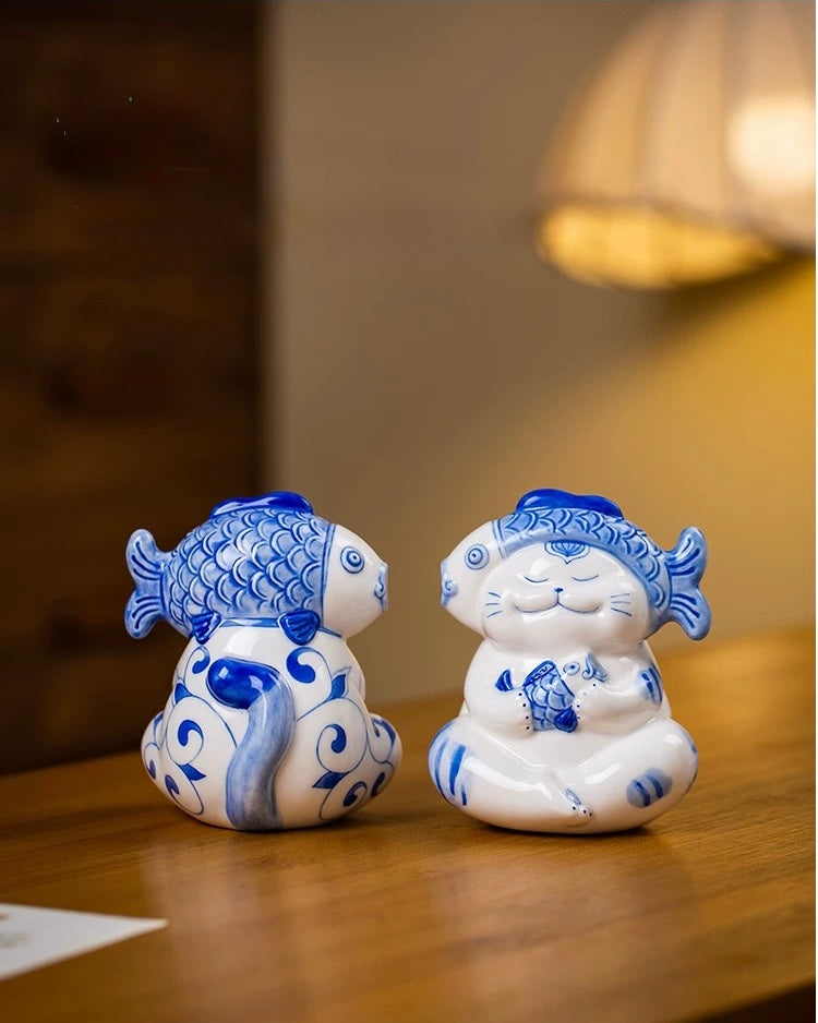 Jingdezhen Contemporary Healing Ceramic Cat | Cute Handcrafted Desktop Decor