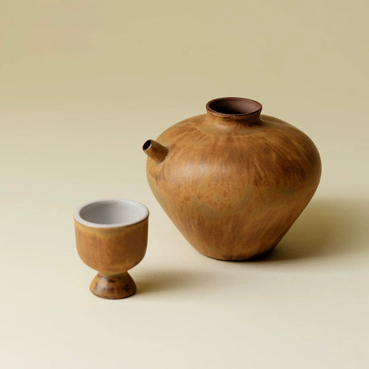 Solitary Pour Coarse Pottery Spirit Set | Kiln-Transmuted Ceramic Decanter & Cups