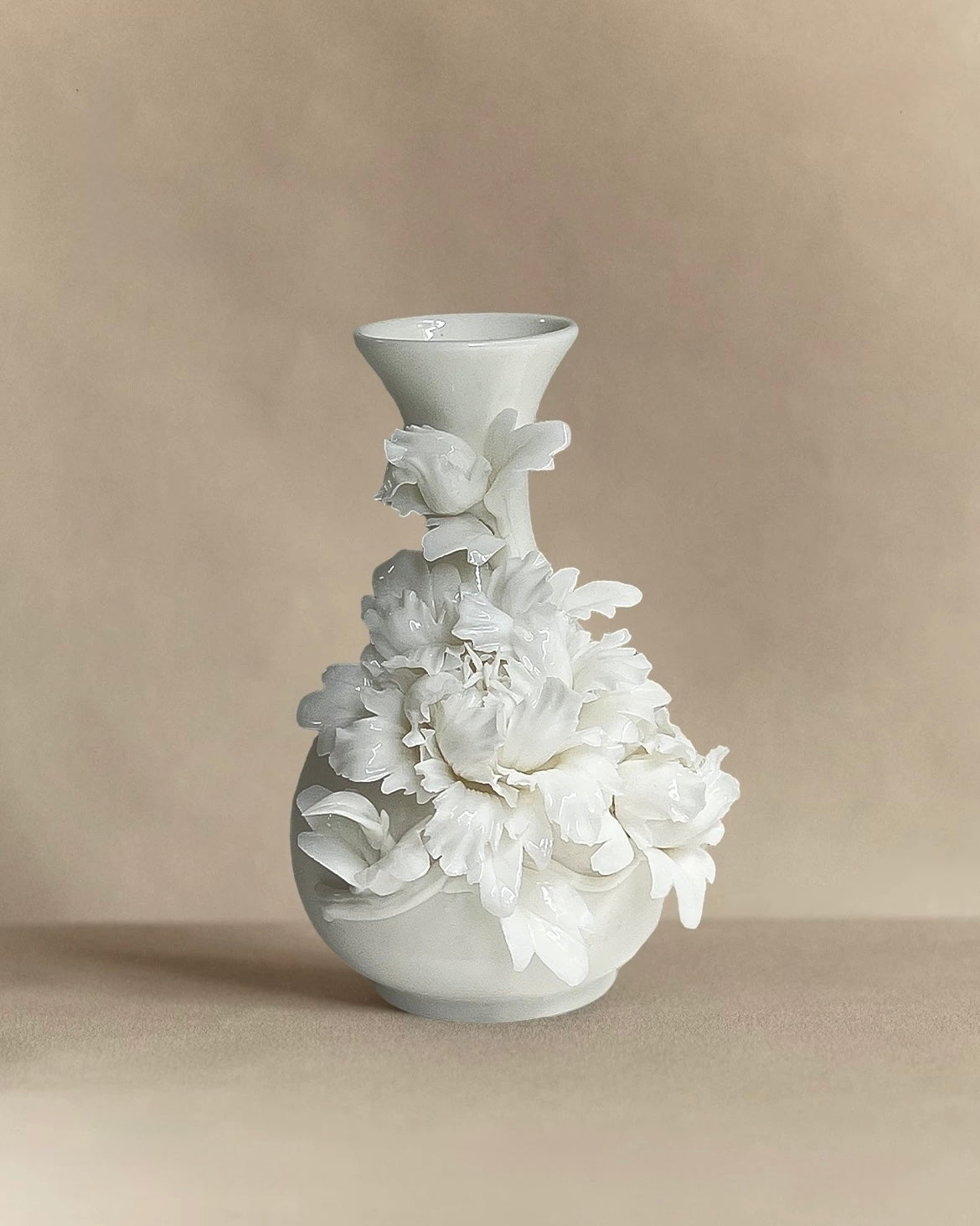 Intangible Cultural Heritage: Hand-Pinched Peony Ceramic Vase | Handcrafted Bloom