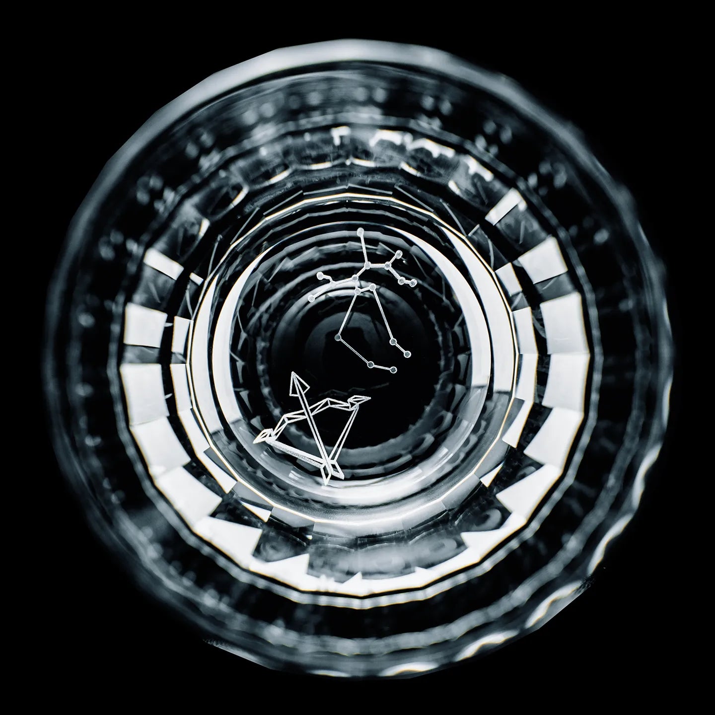 Edo Kiriko Zodiac Constellation Hand-Cut Whisky Glass