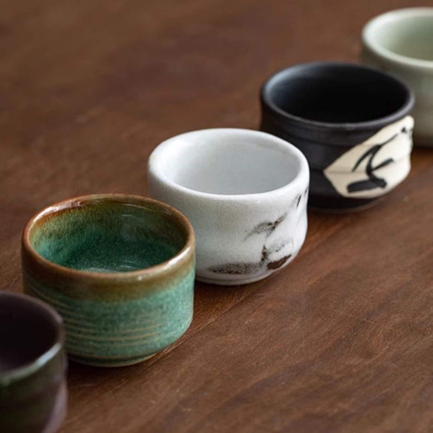 Authentic Mino-yaki Hand-Painted Floral Bowl Set (5-Piece)
