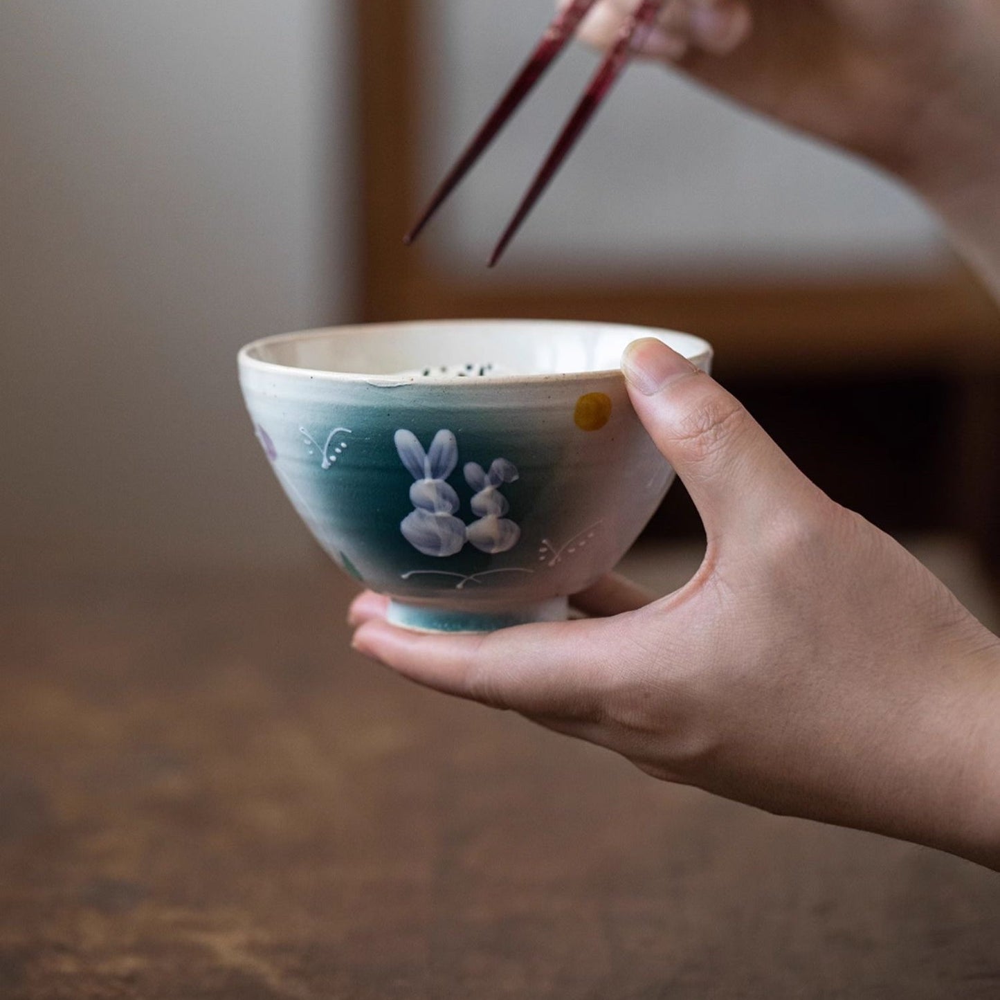 Mino Ware Tsukiyo Usagi Couple's Bowl Set of Two