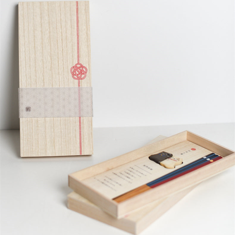 Japanese Handcrafted Pets Wooden Chopsticks Wedding Gift Sets