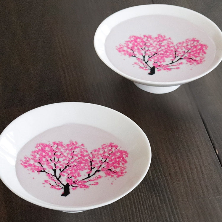 Mino Ware Thermochromic Cold Bloom Sakura Sake Cup Set
