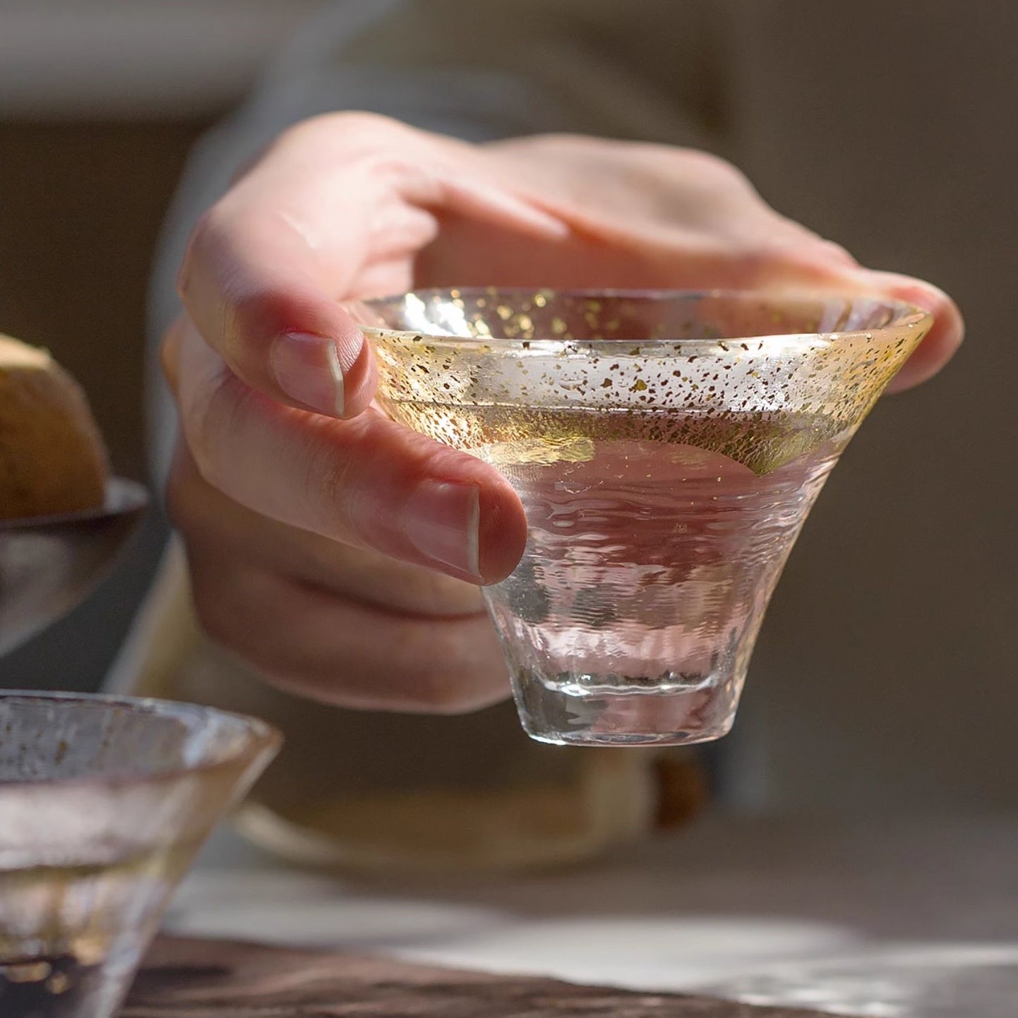 Toyo-Sasaki Handcrafted Kinka & Sakura Fuji Glass Set