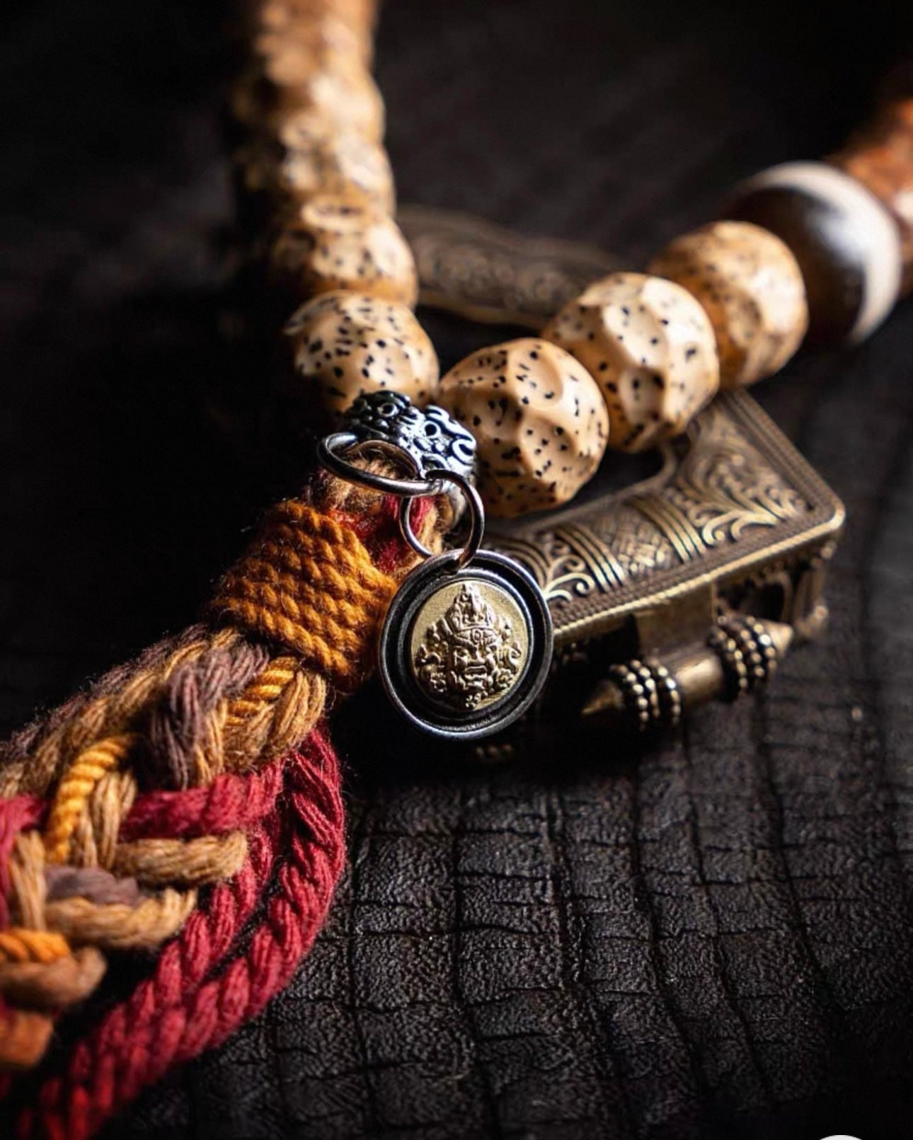 Natural Bodhi Seed Prayer Beads - The Formless Aged Star-Moon Bracelet