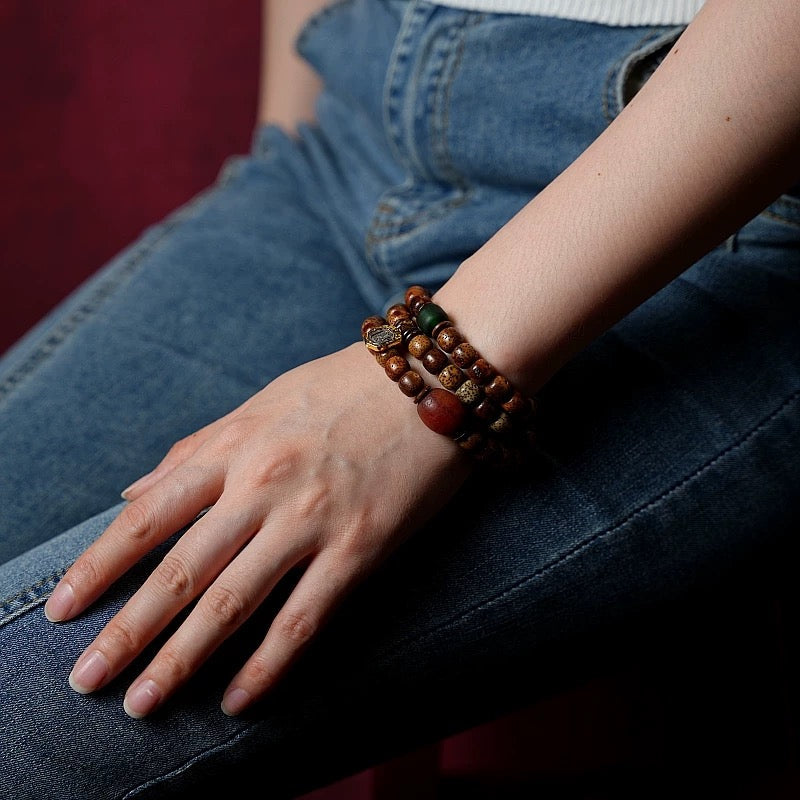 Star-Moon Bodhi Seed Mala Bracelet – Aged Wisdom. Unique Craft