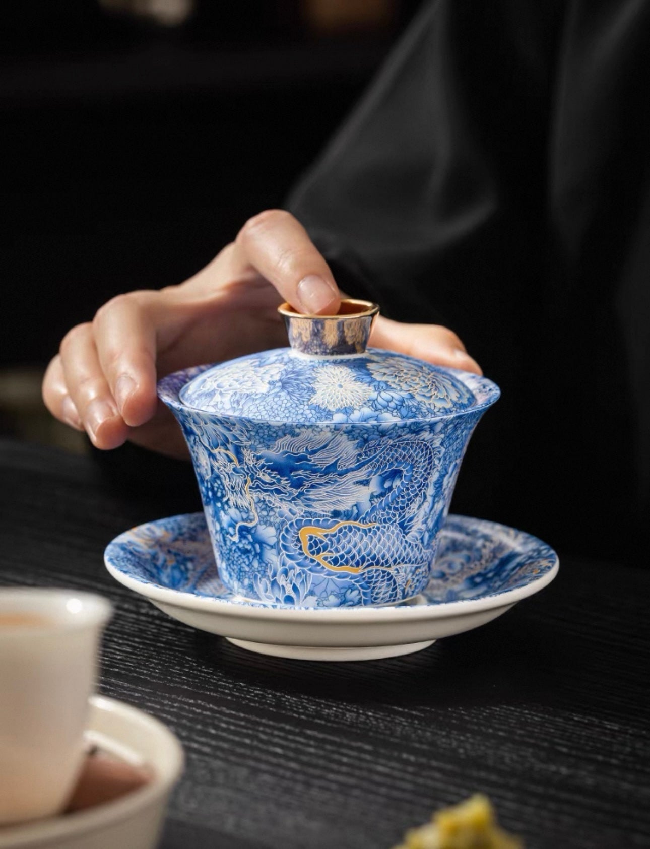 The Silver Dragon Hovering Gaiwan Tea Set