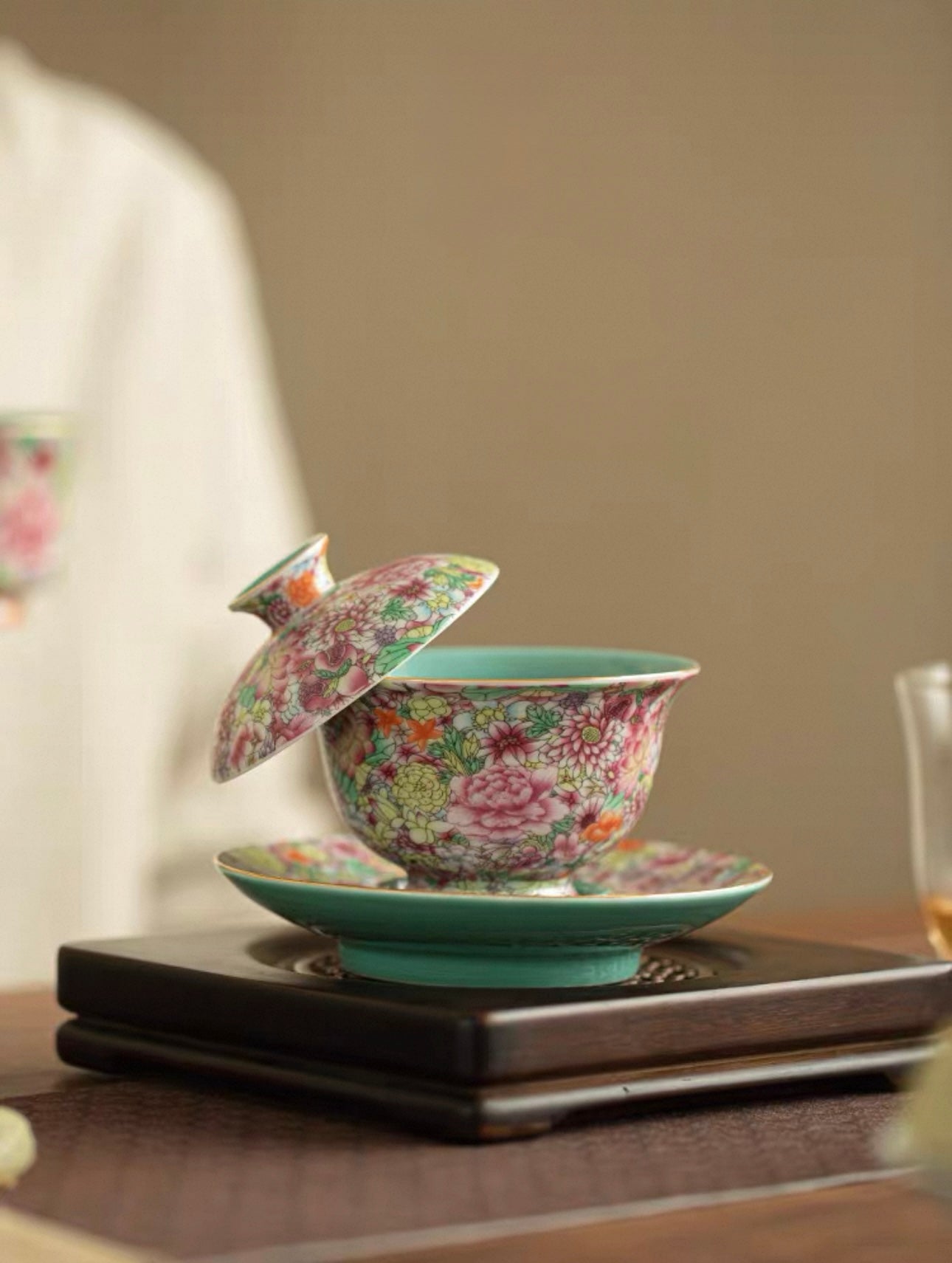 Enamel Myriad Flowers Gaiwan Tea Set