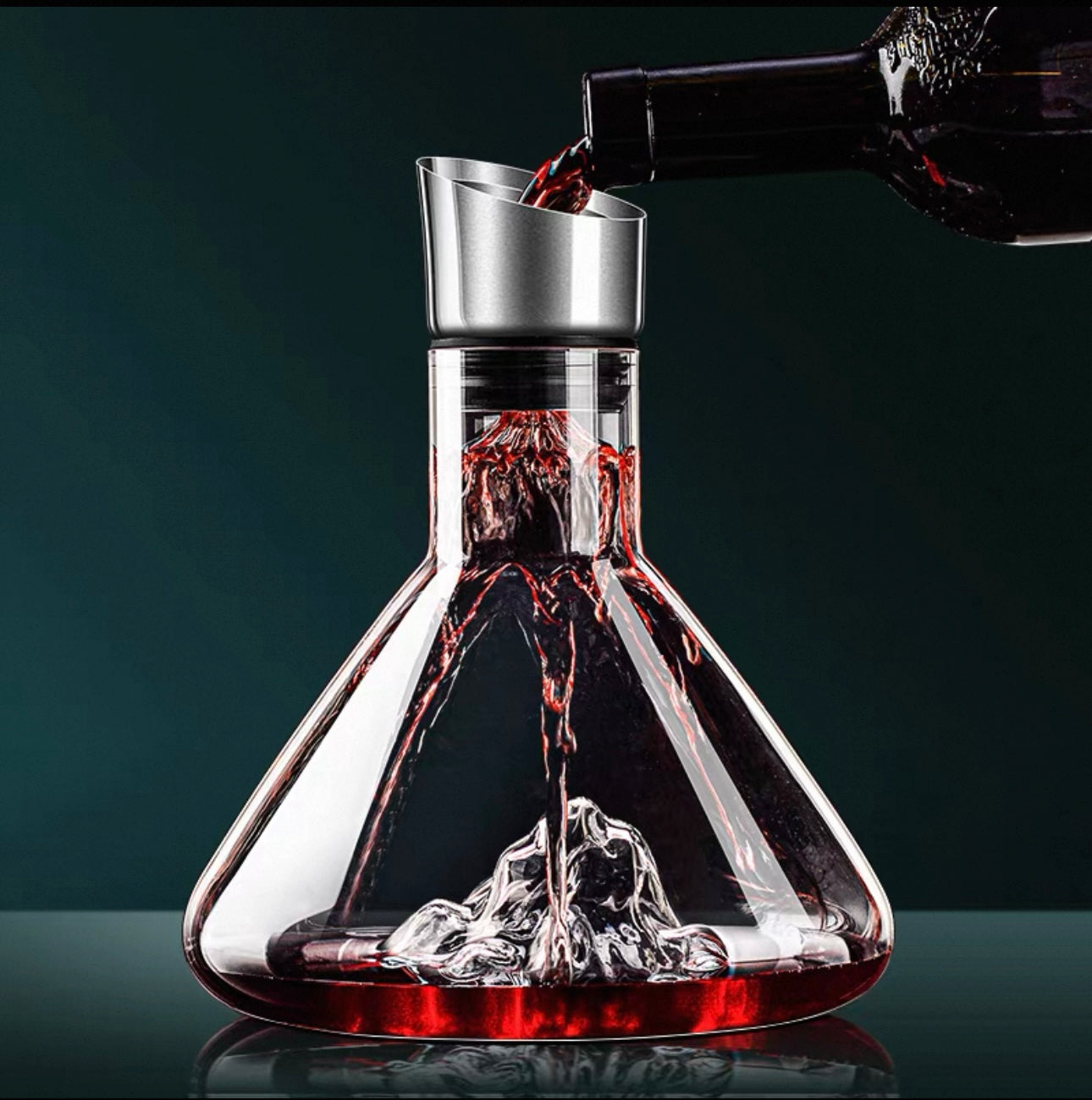 Fuji Cascade Wine Decanter – Where Elegance Meets Aeration