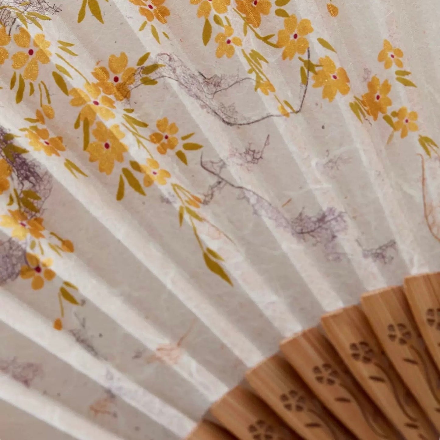 Handcrafted High-End Silk & Vein Leaf Folding Fan