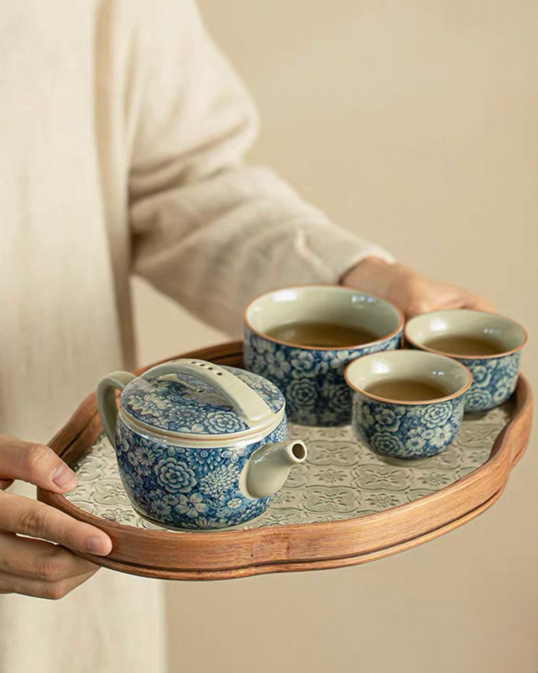 Antique Style Ten Thousand Flowers Han-Wa Tea Set | Aged Clay & Blue-and-White Porcelain
